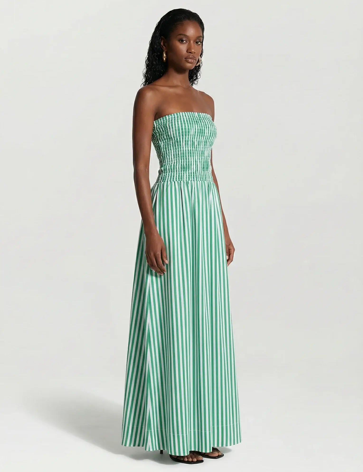 Design_sem_nome_-_2026-01-08T004710_hover_2048x2048_7250cc71-45a5-4a33-9f45-53f02eb7ee45.webp