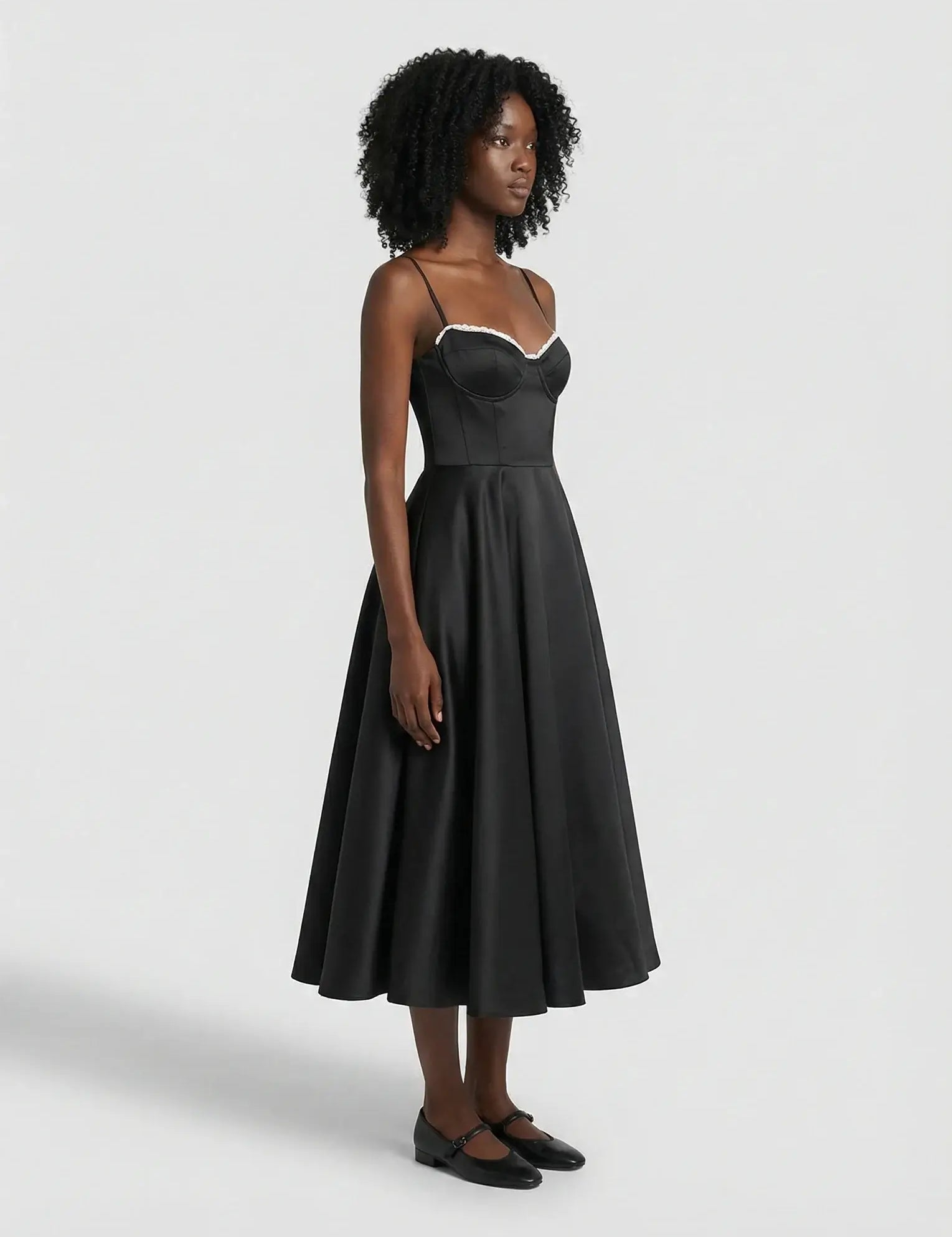 useanaua600x800px4_right_0478245e-a807-4067-9c2b-3320314df5c9_2048x2048_1.webp